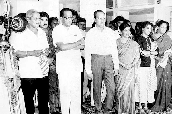 /media/k2/galleries/47571/manorama-05