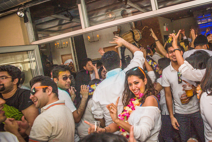 /media/k2/galleries/60124/Holi-In-01