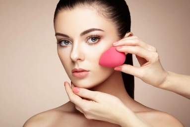 How to use a Beauty Blender?