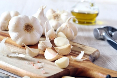 What Happens when you take Garlic on an Empty Stomach?