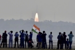 ISRO sets new record in the world of space mission, 104 Satellites launched by ISRO, isro sets new record in the world of space mission, Pm congratulates