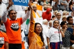 narendra modi speech at howdy modi, howdy modi photos, in pictures narendra modi indian americans at howdy modi, Mother india