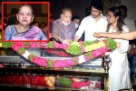 Indira Devi new updates, Indira Devi pictures, mahesh babu s mother indira devi laid to rest, Thana