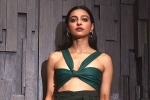 Radhika Apte, Radhika Apte controversies, radhika apte about her struggles, Kajol