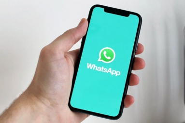 WhatsApp is rolling out multi-device capability soon