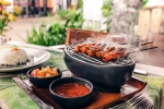 authentic indian chicken curry recipe, indian red food coloring powder, easy way to give your indian curry a deeper darker color, Indian recipe