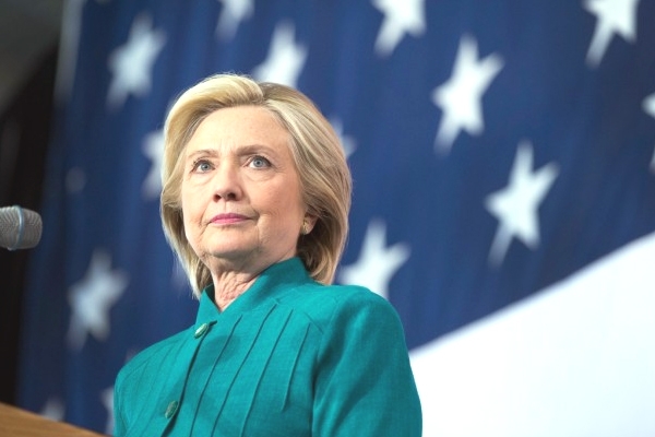 Hillary wishes Indian Americans on Deepavali!