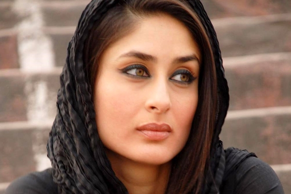 Kareena to Flaunt her Baby Bump