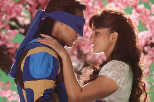 Toota Jo Video song from A Flying Jatt