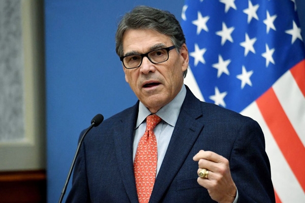 U.S. Lawmaker Rick Perry Supports India’s Plan to Isolate Pakistan