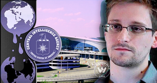 Russia grants Snowden temporary shelter},{Russia grants Snowden temporary shelter