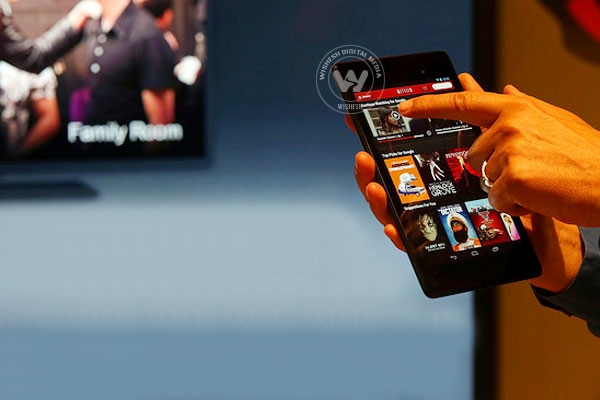 Google to launch it's phablet 'shamu' this month},{Google to launch it's phablet 'shamu' this month