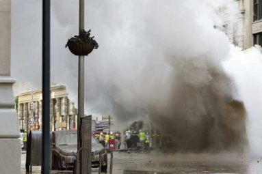 NYC&#039;s Steam Line Explosion Evacuates 28 Buildings, Asbestos Warning