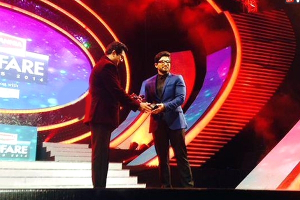 Allu Arjun Wins Filmfare},{Allu Arjun Wins Filmfare